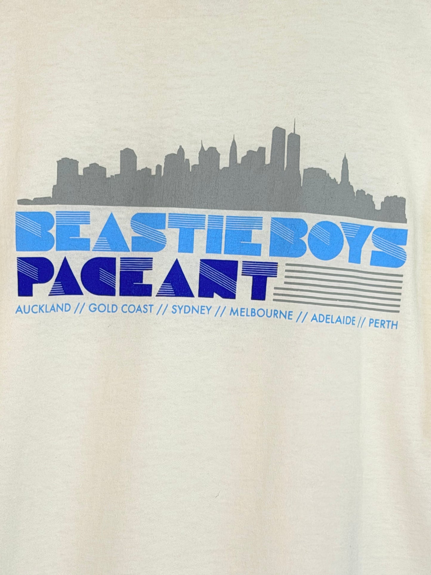 Vintage 2004 Beastie Boys To The 5 Boroughs Pageant Tour T-Shirt XL