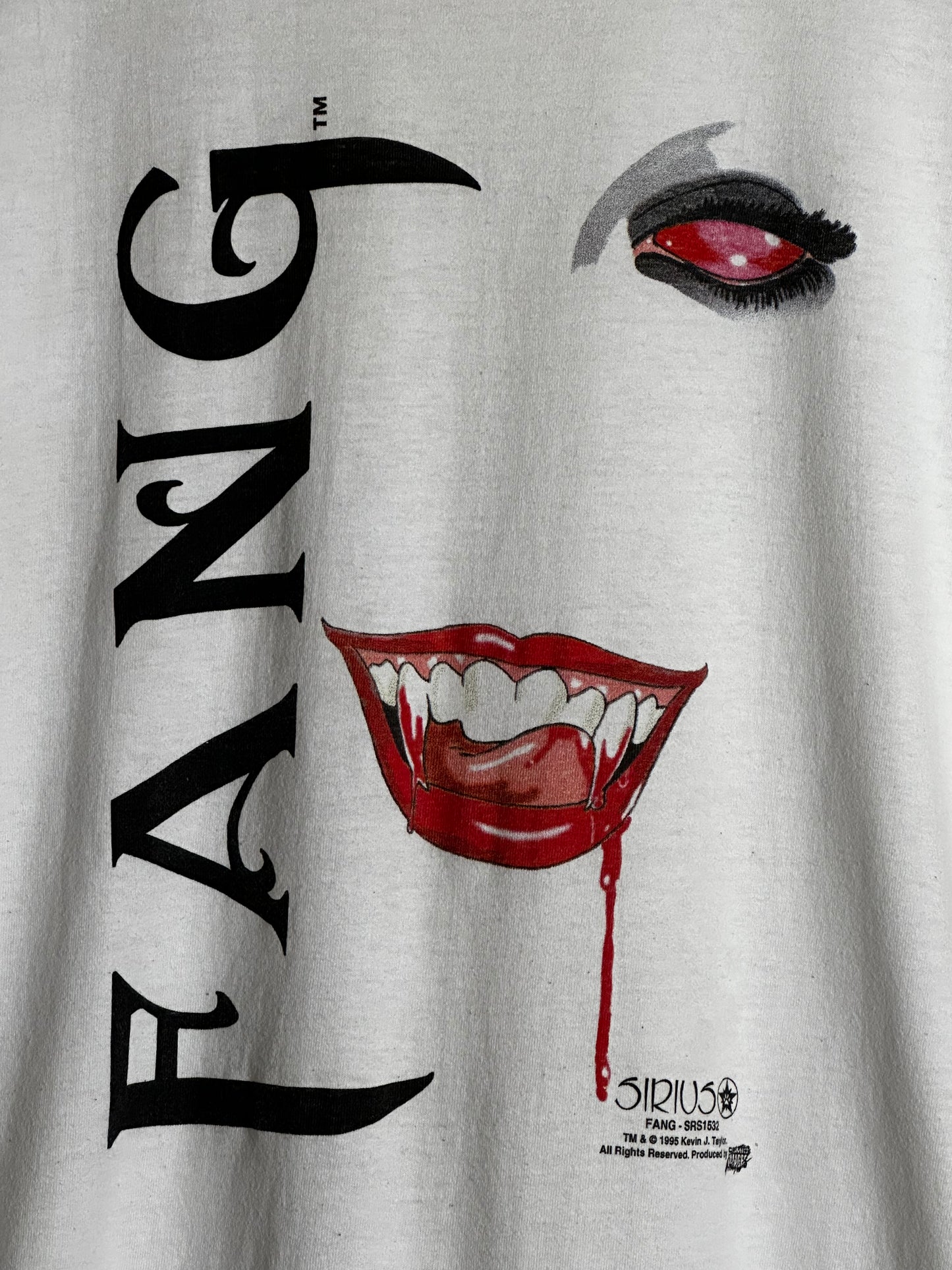 Vintage 1995 Fang - Sirius Comics T-Shirt XL