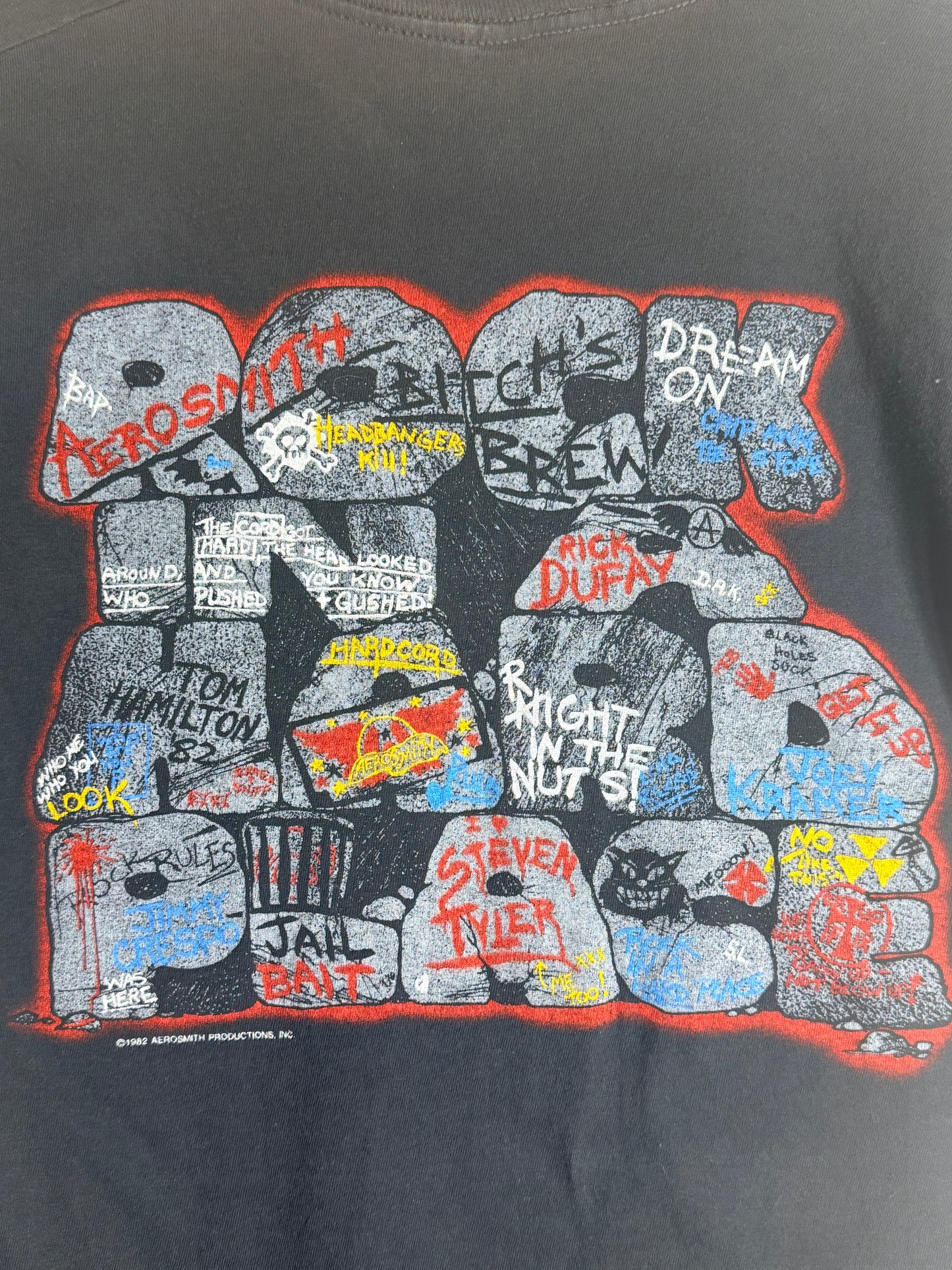Vintage 1982 Aerosmith Rock In A Hard Place T-Shirt M